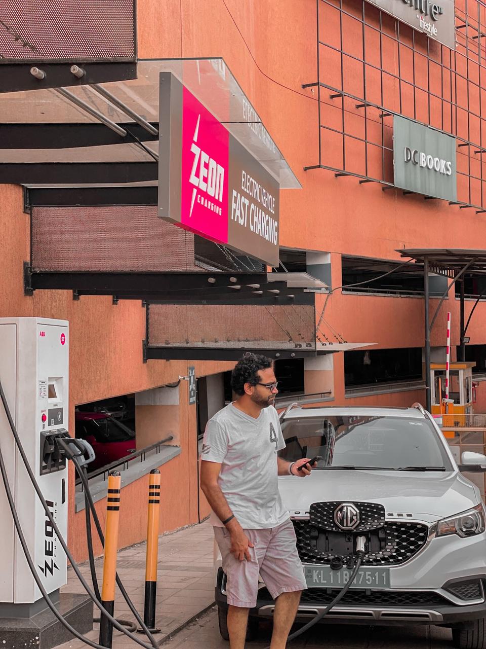 Living with electric mobility